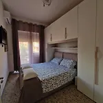 Domus Roma Apartment